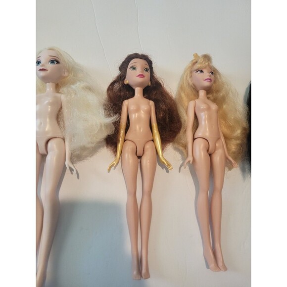 Disney Hasbro Princess Dolls Belle, Elsa, Aurora, Mulan - Picture 5 of 16